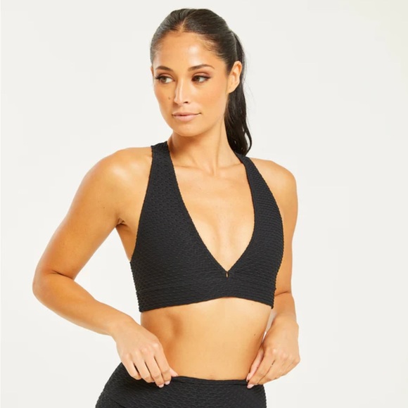 Booty by Brabants Croco Skin Deep V Top - Picture 3 of 7